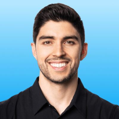 Eric Shulte Physical Therapist MovementX Physical Therapy in Del Mar California Headshot Square