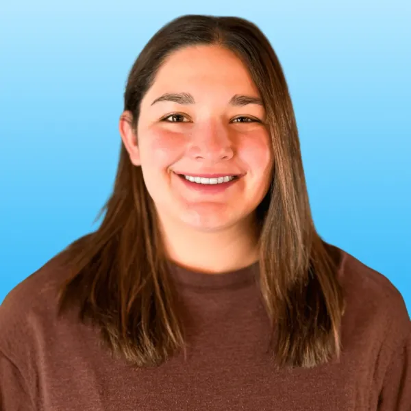 Laura Garrison Physical Therapist MovementX Physical Therapy Headshot Square