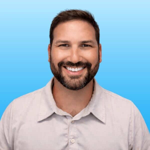 Erik meeker movementx physical therapist headshot
