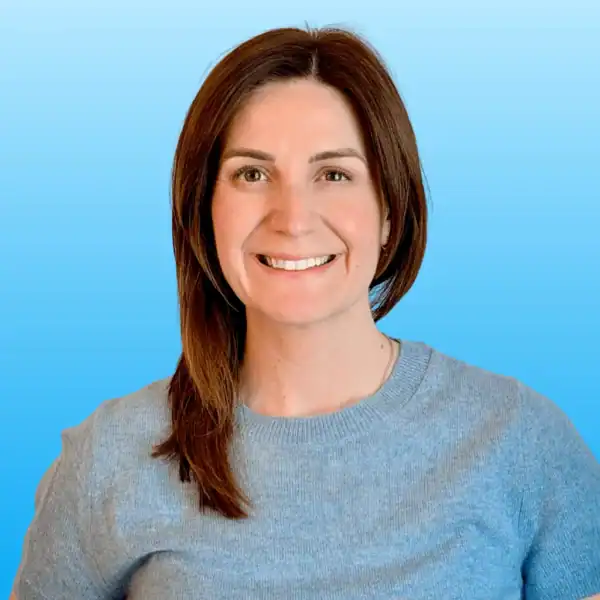 Rachel Noyes Finley Physical Therapist MovementX Physical Therapy Headshot Square 