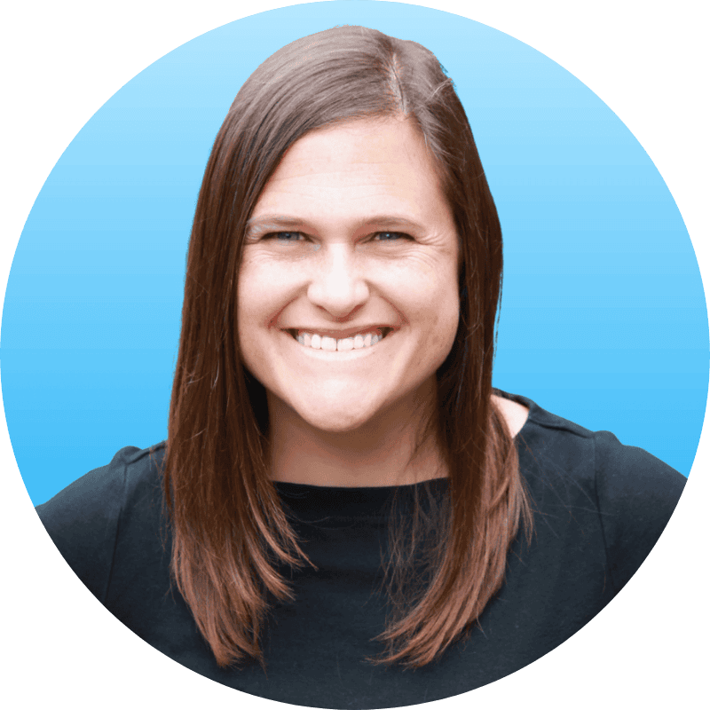 Sarah Pizzey, MovementX Physical Therapist headshot circle