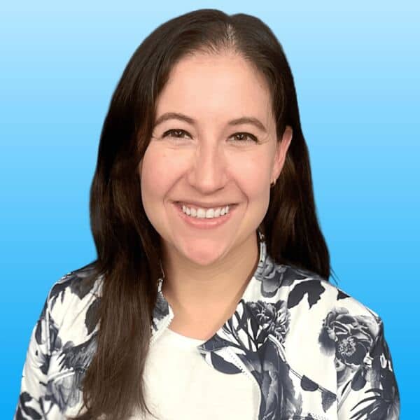 Meredith Harris Physical Therapist MovementX Physical Therapy Headshot Square
